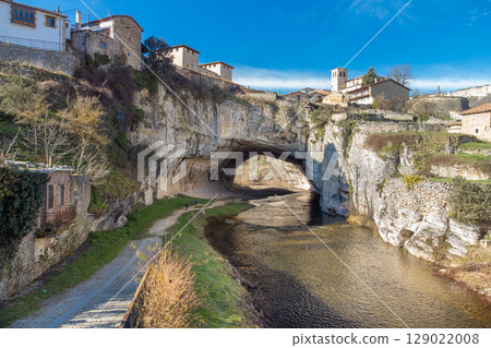 Aerial view of Puentedey, a picturesque village with a natural bridge over the river. Burgos, Spain. 129022008