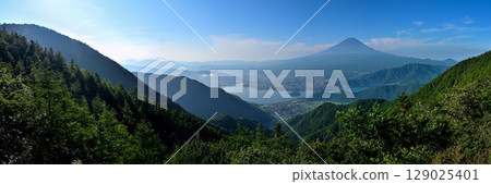 Panorama of Mt. Fuji from the first terrace of the Fujiyama Twin Terraces at Shindo Pass in the Misaka Mountains 129025401