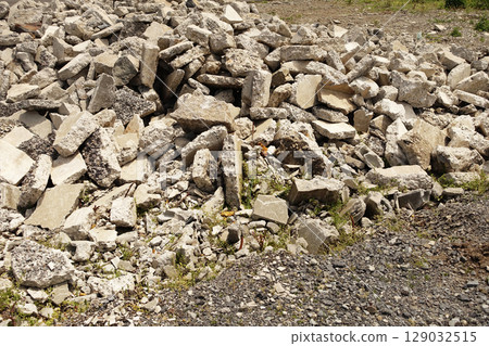 Rubble (also for earthquake and demolition work) Rubble (also for earthquake and demolition work) 129032515