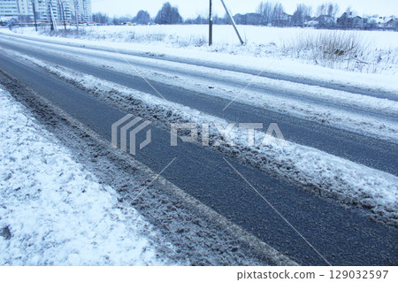 The road is not cleared of snow in winter. Bad road. 129032597