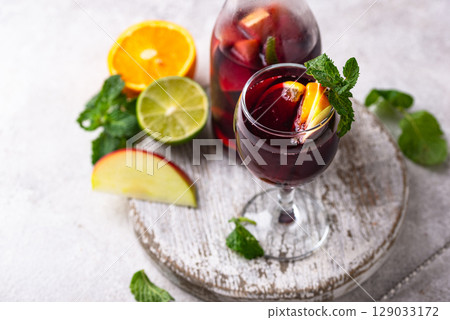 Traditional Spanish sangria from red wine Traditional Spanish sangria from red wine 129033172