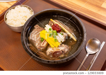 Korean traditional food. short rib soup. galbitang Korean traditional food. short rib soup. galbitang 129033809