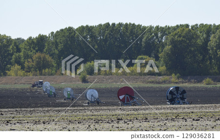 self-propelled irrigation system for industrial irrigation agricultural fields 129036281
