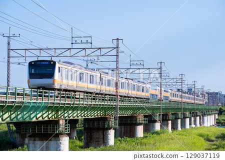 【中央本線】中央特快列車經過多摩川大橋 129037119