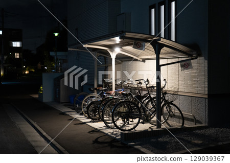 公寓大樓自行車停車位 129039367