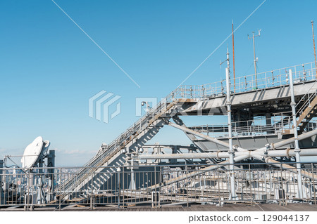 Radio towers, antennas, and communication equipment on the roofs of high-rise buildings 129044137