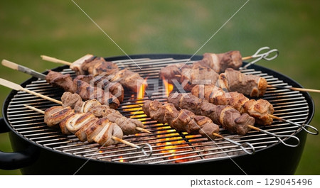 在燒烤上烤肉 129045496