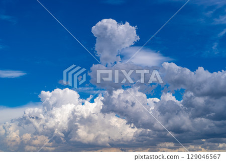 Summer sky with cumulonimbus clouds d-1 Summer sky with cumulonimbus clouds d-1 129046567