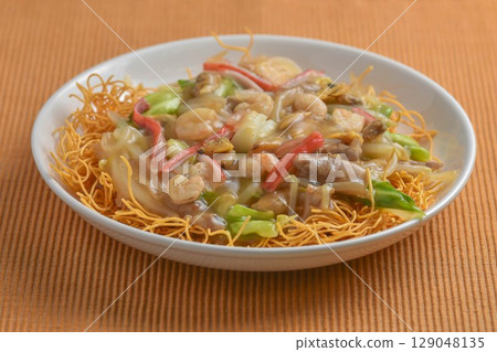 Nagasaki Sara Udon noodles with plenty of ingredients Nagasaki Sara Udon noodles with plenty of ingredients 129048135