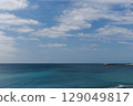 Blue sky and turquoise sea 129049817