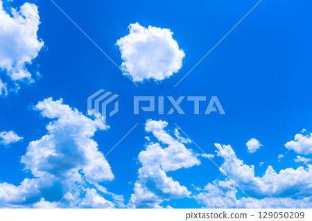 夏天藍天和雲彩 129050209