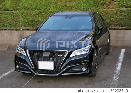 Black sedan 129052743