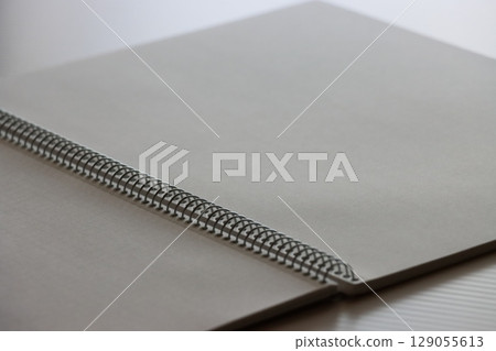 Open note Open note 129055613