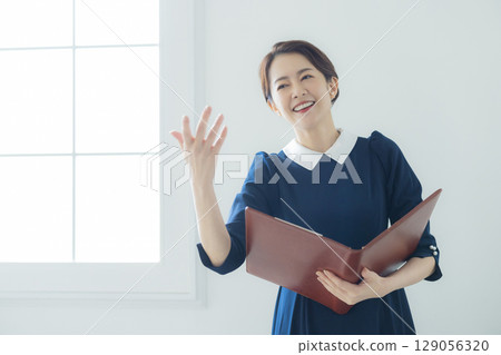 Portrait of a middle-aged woman 129056320