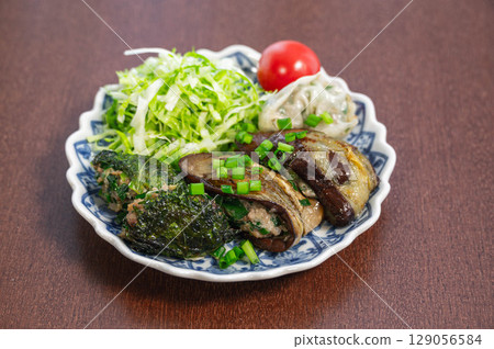 Eggplant and shiso dumplings Eggplant and shiso dumplings 129056584