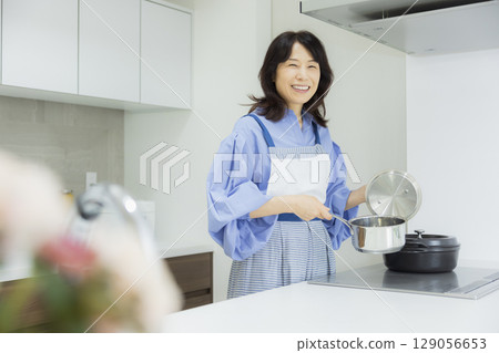 女人做飯 129056653