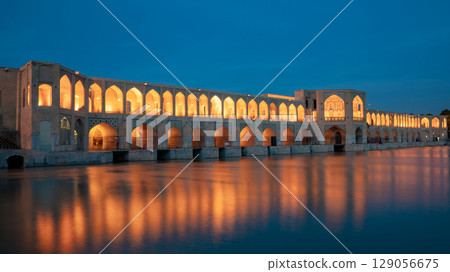 Khaju Bridge, a stunning 17th-century Safavid era structure over the Zayandeh River. Long exposure shot. Blur done intentionally 129056675