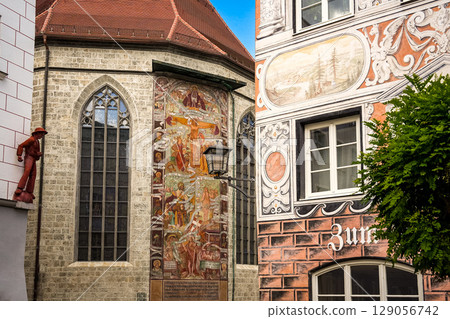 Detailed Facades And Historic Frescoes In Wasserburg Am Inn: Charming Bavarian Architecture With Painted Walls And Gothic Church Windows Detailed Facades And Historic Frescoes In Wasserburg Am Inn: Charming Bavarian Architecture With Painted Walls And Gothic Church Windows 129056742