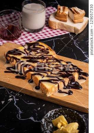 food, pancake, cake 129057330