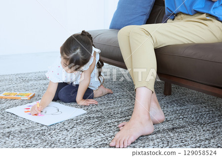 用自由的想像力繪製的兒童手繪插畫 用自由的想像力繪製的兒童手繪插畫 129058524