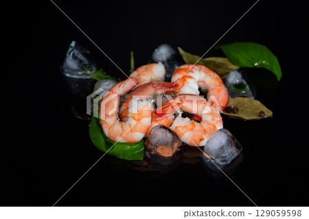 Seafood with seasonings and ice for a restaurant menu 129059598