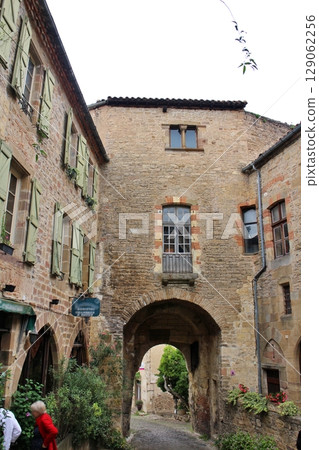 法國風景如畫的村莊 Cordes-sur-Ciel 老城 法國風景如畫的村莊 Cordes-sur-Ciel 老城 129062256