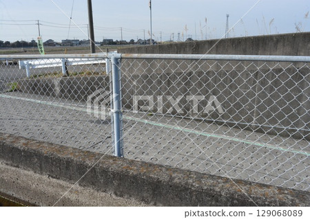 Net fences 129068089
