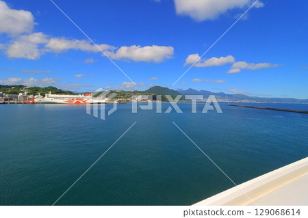 West Oita Port (from the rooftop of Hover Terminal Oita) 129068614