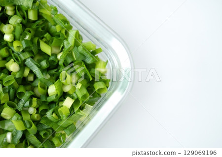 Flavorful Green Onions - Vibrant Green (Hiroshima Prefecture) Flavorful Green Onions - Vibrant Green (Hiroshima Prefecture) 129069196