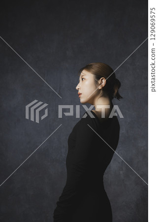 舞者肖像 129069575