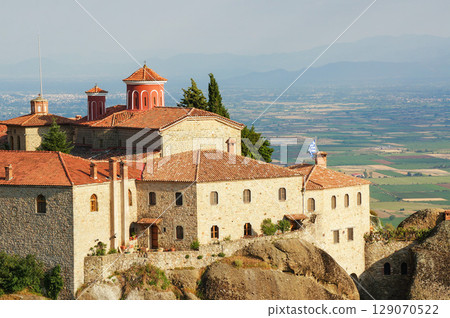 A palace perched high in the Meteora countryside 129070522