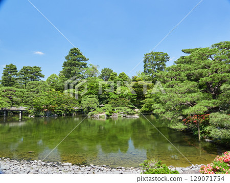 Scenery of the Oike Garden at the Kyoto Imperial Palace Scenery of the Oike Garden at the Kyoto Imperial Palace 129071754