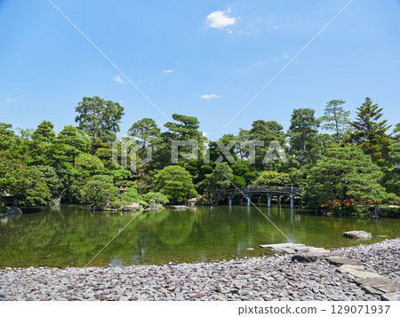 Scenery of the Oike Garden at the Kyoto Imperial Palace Scenery of the Oike Garden at the Kyoto Imperial Palace 129071937