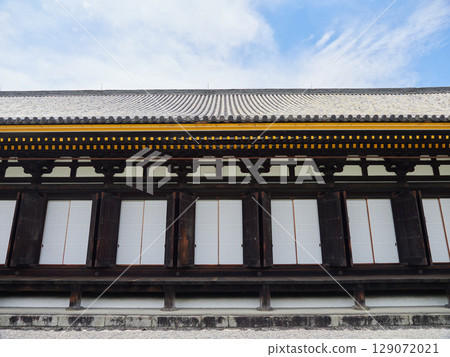 Scenery of Sanjusangendo, a tourist attraction in Kyoto 129072021