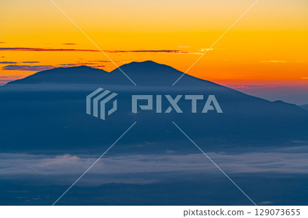 [Nagano Prefecture] Roadside Station Utsukushigahara Highlands: Sunrise from the Observatory 129073655