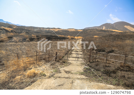 March 25 2025 Rustic Wooden Fence Overlooking a Scenic Countryside Landscape, Japan March 25 2025 Rustic Wooden Fence Overlooking a Scenic Countryside Landscape, Japan 129074798