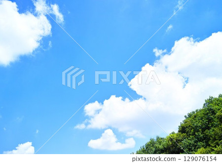 藍色的天空和雲圖像 藍色的天空和雲圖像 129076154
