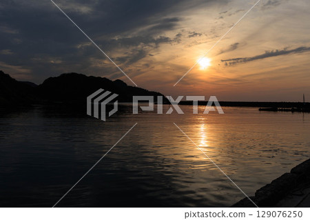 竹野溫泉附近的竹野川 129076250