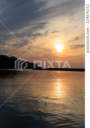 竹野溫泉附近的竹野川 129076252