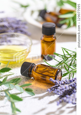 Aroma oils: Eucalyptus, rosemary, lavender 129077095