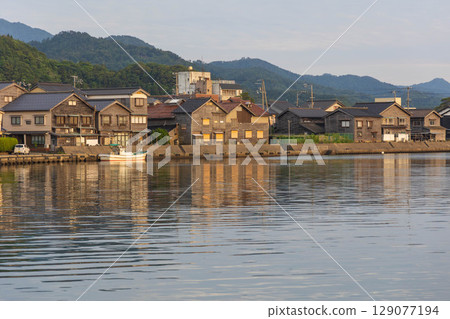 Takeno River and townscape around Takeno Onsen Takeno River and townscape around Takeno Onsen 129077194