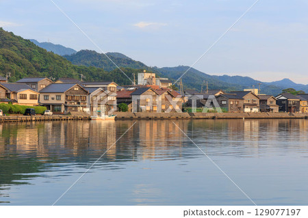 Takeno River and townscape around Takeno Onsen 129077197