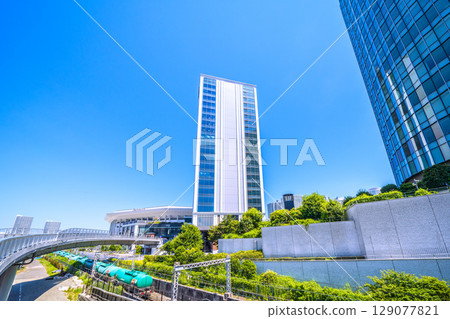 七月的橫濱城市景觀。港未來K體育館的景色。 (2025年7月23日) 七月的橫濱城市景觀。港未來K體育館的景色。 (2025年7月23日) 129077821