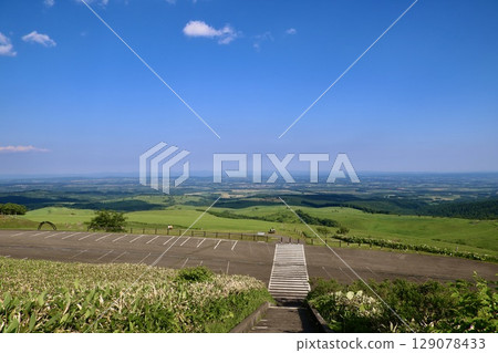 Naitai Plateau Farm (Kamishihoro Town, Hokkaido) Naitai Plateau Farm (Kamishihoro Town, Hokkaido) 129078433