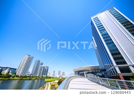 Yokohama cityscape in Japan, including the K Arena in Minato Mirai (July 23, 2025) Yokohama cityscape in Japan, including the K Arena in Minato Mirai (July 23, 2025) 129080443