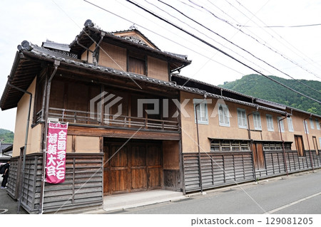 兵庫縣、出石市、出石永樂館（初夏） 129081205