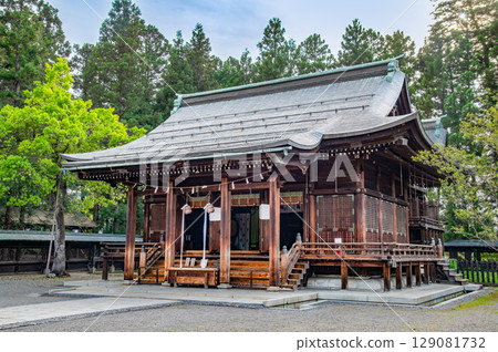 山形上杉神社正殿 129081732