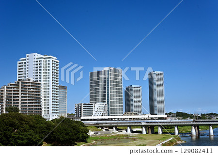多摩川和二子玉川的街道 多摩川和二子玉川的街道 129082411