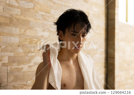 Sauna man Sauna man 129084216