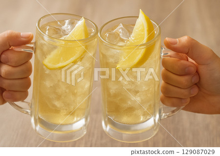 A toast with high ball 129087029